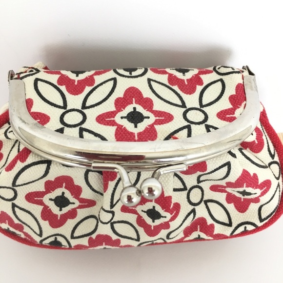 Burt's Bees NEW Kiss Lock Bag 5 Piece Gift Set Lotion Hand Foot Cuticle Creme - Picture 12 of 13